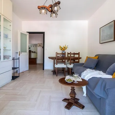 Casa Del Turista * Recco